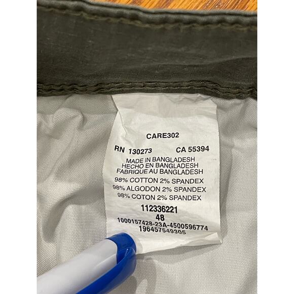 Wrangler relaxed fit green khaki cargos, 48 mens - Picture 6 of 7